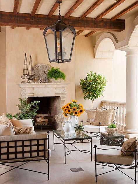 Tuscan Home Decor Ideas, Tuscan Style Decorating, Tuscan Decor Ideas, Tuscan Home Decorating, Tuscan Colors, Tuscan Home, Houses Architecture, Tuscan Style Homes, Tuscan Design