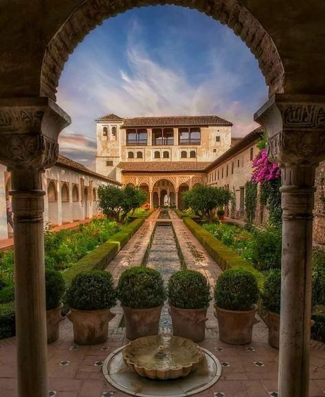 Paradise Garden, Al Andalus, Granada Spain, Beautiful Flowers Photos, Garden Fountain, Spain And Portugal, Ancient Architecture, Andalusia, Spain Travel