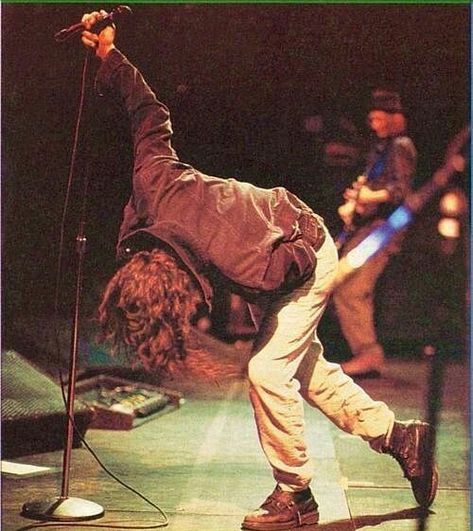 Eddie Vedder And Chris Cornell, Eddie Vedder, Chris Cornell, Pearl Jam, Jam, Tumblr, Argentina