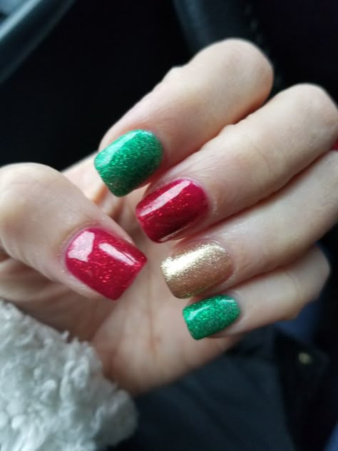 Christmas nails,  red,  gold and green nails Christmas Nails Red Green, Christmas Nails Red, Gold Images, Emerald Nails, Christmas Sparkle, Red Christmas Nails, Christmas Nails Easy, Cute Christmas Nails, Christmas Gel Nails