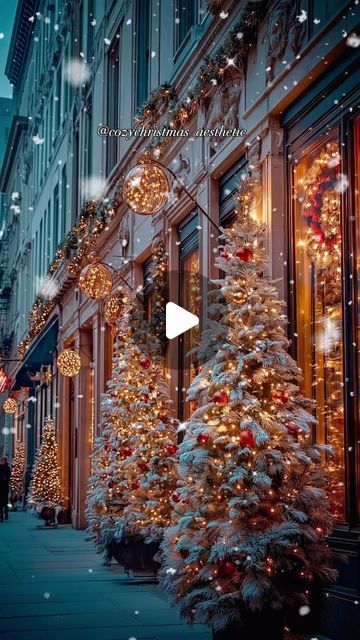 Cozy Christmas Aesthetic, Christmas Videos, Christmas In The City, Days Until Christmas, Aesthetic Christmas, Ritz Carlton, Christmas Countdown, Christmas Aesthetic, Cozy Christmas