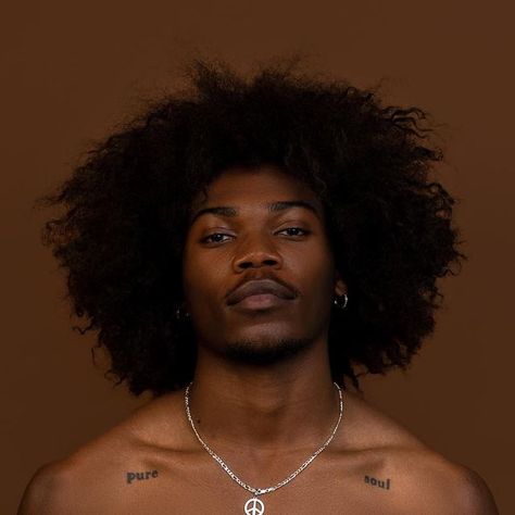 Varis🇩🇲🇻🇮 on Instagram: "Sincerely, Jervaris Hendrix. @smoothxstudios" Afro Hair Portrait, Jervaris Hendrix Aesthetic, Small Afro Men, Black Man Afro Hairstyles, Black Men With Afros, Mens Afro Hairstyles, Man Looking Up Reference, Black Men Natural Hairstyles, Black People Reference