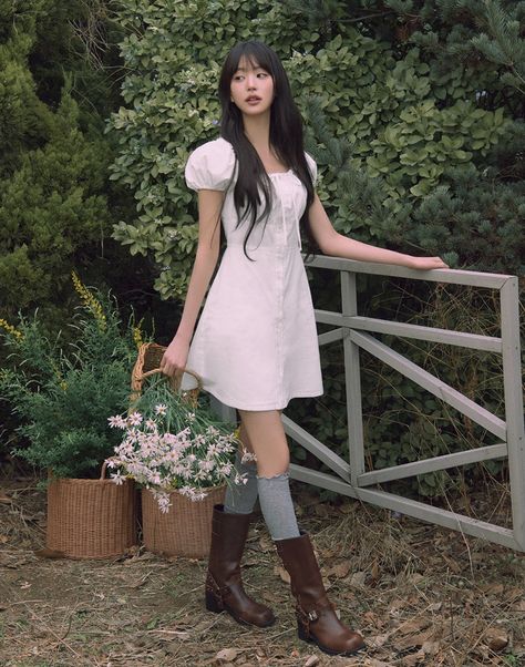 Wonyoung Full Body Pic, Full Body