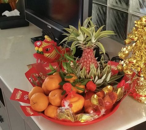 New Year Fruit Basket, Fruit Basket Gift, Chinese New Year Decorations, Basket Gift, New Years Decorations, Fruit Basket, Lunar New, Chinese New Year, Gift Baskets