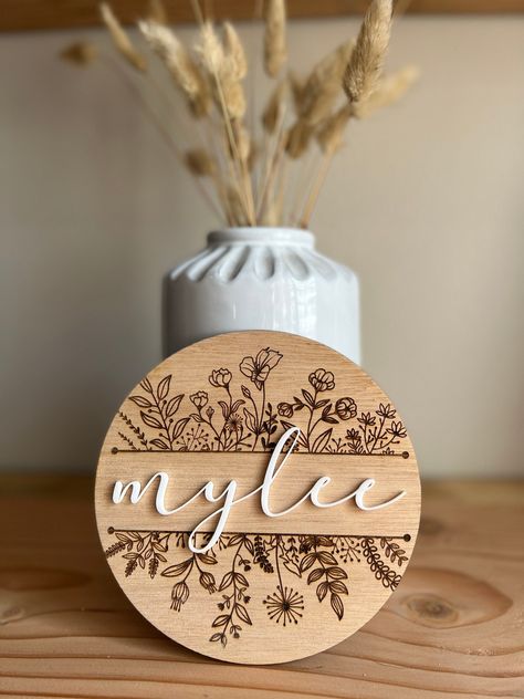 Laser Etched Wood Signs, Laser Name Sign, Laser Engraved Baby Gifts, Name Plaques For Nursery, Wooden Engraved Ideas, Laser Engraved Signs, Acrylic Engraving Ideas, Diy Laser Engraver Projects, Wood Engraving Ideas