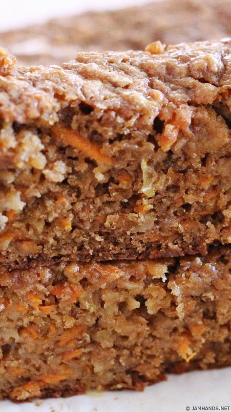 Carrot Bread Recipe Moist, Carrot Squares, Apple Carrot Bread, Corgi Queen, Easy Breads, Carrot Bread Recipe, Apple Bread Recipe, Dessert Breads, Bread Jam