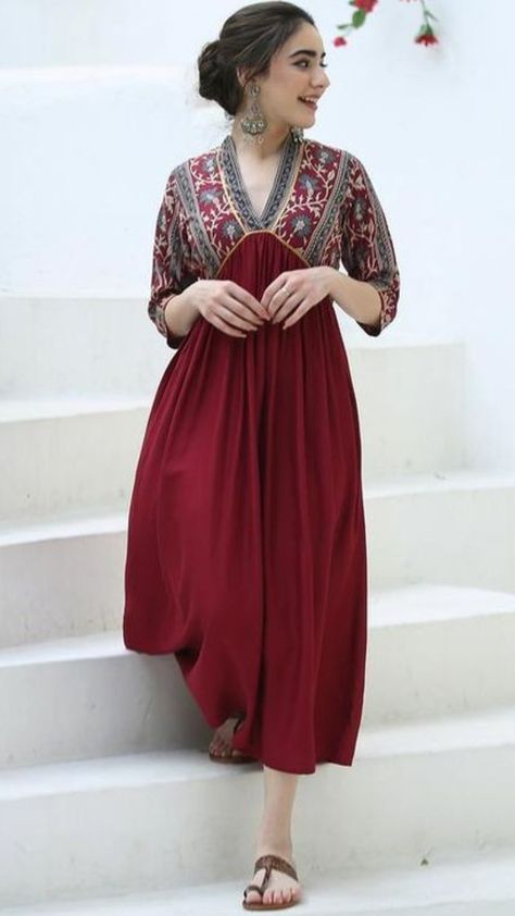 Alia Cut Dress, Alia Cut, Maroon Fabric, Stylish Kurtis Design, Kurti Style, Frock Fashion, Simple Kurta Designs, Designer Kurti Patterns, Kurta Neck Design