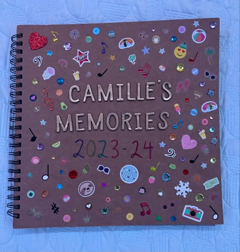 School Memories Scrapbook, Cute Best Friend Gifts, Bullet Journal Work, Memories Scrapbook, Shot Book, Scrapbook Cover, Bulletin Journal Ideas, School Scrapbook, Summer Books