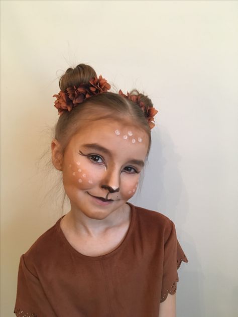 Kids Deer Face Paint, Fawn Face Paint, Dear Face Paint, Bambi Face Makeup, Chipmunk Face Paint, Squirrel Face Paint, Reindeer Makeup Kids, Deer Face Painting, Diy Reindeer Costume