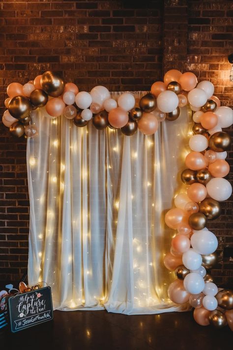 Balloon Arch For Quinceanera, Bridal Shower Curtain Backdrop, Fairy Lights Bridal Shower Decor, Ballon Arch With Curtains, Ballon Arch With Fairy Lights, Ballon Garland With Curtain Backdrop, Fairy Light Backdrop Birthday, Backdrop Ballons Ideas, Sweet 16 Party Ideas Formal