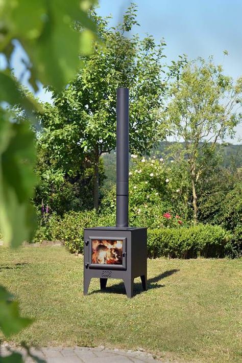 Outside Wood Stove, Star Canopy, Outdoor Chimney, Outdoor Wood Burner, Bbq Station, Brick Feature Wall, Wood Fired Cooking, Farm Road, Garden Corner