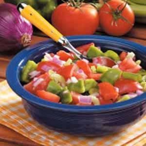 Green Pepper Salad, Tomato And Onion Salad, Spicy Cucumber Salad, Tomato Salad Recipe, Cold Salads, Pepper Salad, Marinated Vegetables, Tomato Salad Recipes, Squash Salad