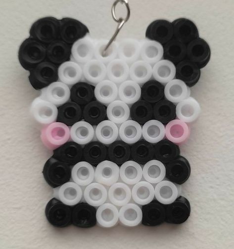 Cute Pearled Bead Ideas, Pysla Beads Ideas, Hammer Beads Patterns, Things To Make With Hama Beads, Peeler Bead Small Ideas, Cute Things To Make Out Of Perler Beads, Cute Perler Beads Designs Easy, Stuff To Make With Perler Beads, Perler Bead Art Easy