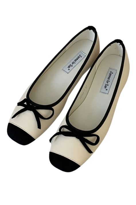 coquette aesthetic ballet flats boogzel clothing Ballet Flats Repetto, Clothes Png Shoes, Flats Coquette, Shoes Coquette, Pearl Market, Shoes Platform Boots, Aesthetic Ballet, Shoes Png, Find Aesthetic