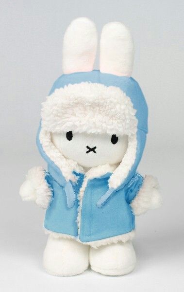 Winter ready Miffy. Kawaii Plushies, Cute Stuffed Animals, Cute Plush, Animal Dolls, Cute Icons, Stuffed Animal, Just In Case, Cute Wallpapers, Hello Kitty