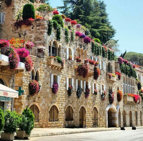 Village of Broummana,  Lebanon Lebanon Houses, Lebanon Travel, Mount Lebanon, Beirut Lebanon, Traditional Architecture, Historical Place, Incredible Places, Paint Ideas, Beirut