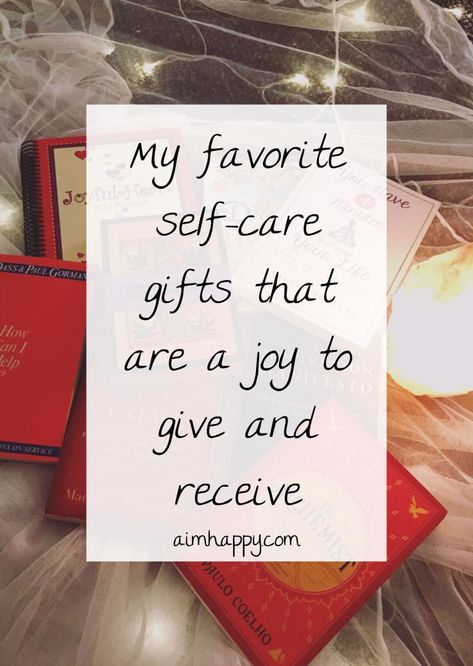 Shopping for self-care advocates and those in need of a little love and light doesn't have to be difficult at all. My intention with these self-care gift ideas is to make the process of gift giving a lot more enjoyable—for everyone. On that note, enjoy yourself and give the gift of joy to someone else! #selfcaregifts Self Love Gift Ideas, Gifts For Self Love, Self Care Gifts For Teachers, Self Love Gifts, Self Care Gift Ideas, Self Care Gifts, Refresh Quotes, Healthy Gift, Health Blogger