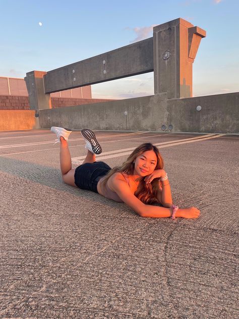 parking garage poses sunset outfit inspo aesthetic Top Of Parking Garage Photoshoot, Parking Garage Poses, Garage Poses, Parking Garage Pictures, Parking Garage Photoshoot, Sunset Outfit, Garage Photoshoot, Garage Pictures, Rooftop Photoshoot