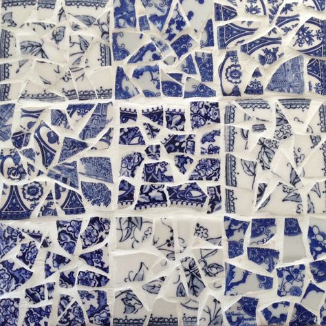 Broken Plate Backsplash, Broken China Backsplash, Broken Tiles Ideas, Broken China Mosaics, China Mosaic Flooring Terrace Design, Blue And White Mosaic Art, Mosaics Using Old China, Blue Plate Mosaic, Broken Tile Mosaic