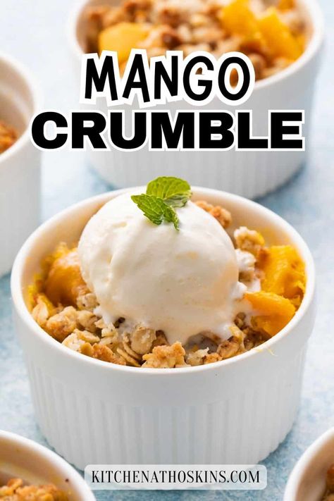 Coconut Crumble Topping, Mango Deserts Easy, Mango Crisp Recipe, Mango Crumble, Mango Filling, Mango Dessert Recipes, Deserts Easy, Mango Dessert, Almond Crusted