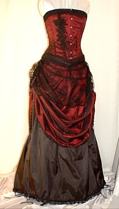 Victorian dress Victorian Era Dresses, Victorian Gown, Old Fashion Dresses, Fantasy Dresses, Prom Dress Inspiration, Gothic Wedding, Prom Ideas, Alternative Outfits, Dress Inspo