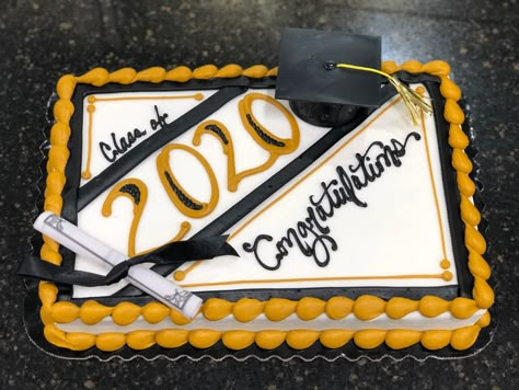 Senior Cakes Graduation High Schools, Guy Graduation Cake Ideas, Square Graduation Cake Ideas, College Graduation Sheet Cakes, Graduation Cake Ideas Sheet Cakes, 2024 Graduation Party Ideas Boy, Graduation Cake Designs Sheet Cake, Graduation Cake Male, Big Graduation Cakes