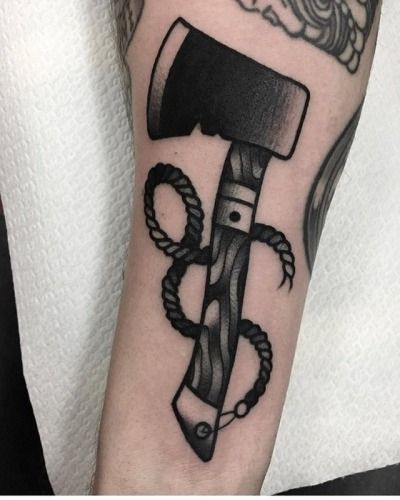 Ax Tattoo, Traditional Blackwork, Traditional Black Tattoo, Traditional Tattoo Inspiration, Tattoo Filler, Traditional Tattoo Sleeve, Old School Tattoo Designs, Tatuaje A Color, Traditional Tattoo Design