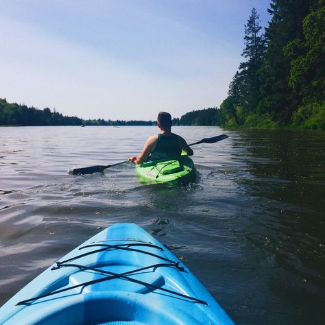 Kayaking Aesthetic, Quotes For Couples, Funny Love Quotes, Summer Tumblr, Couple Fun, Couple Summer, Kayaking Tips, Quotes Health, Goals Quotes