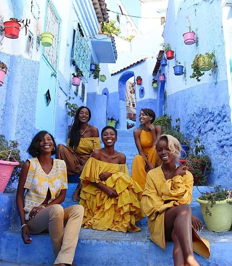 Oh My Goddess, Blue City, Black Travel, Shooting Photo, Girls Rock, Black Power, Mellow Yellow, Vacation Outfits, Travel Aesthetic