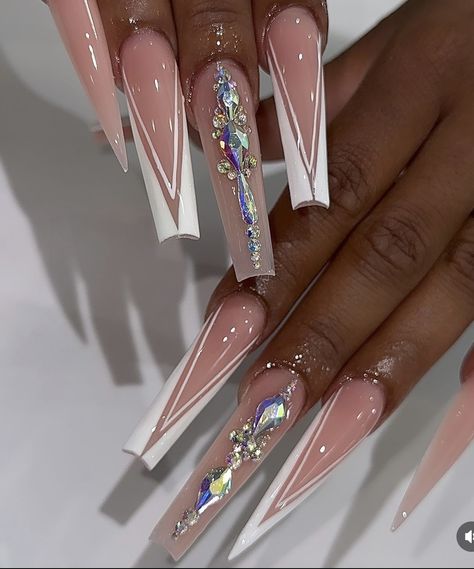 Xxl Nail Designs, White Tip Nail Designs, Acrylic Nail Designs Classy, Flag Nails, 2019 Nails, White Tip Nails, Edge Nails, Pedicure Designs, Drip Nails