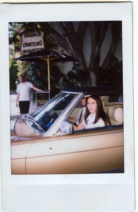 Lana Del Rey #LDR Lana Del Rey Car Photoshoot, Lana Del Rey Chateau Marmont, White Mustang, Mercedes 500, Lana Rey, Nancy Sinatra, Elizabeth Grant, Chateau Marmont, Mercedes Sl