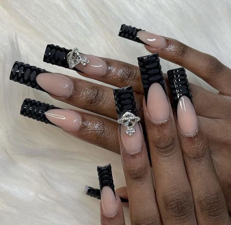 Sweet 16 Nails Black, Simple Nail Ideas Black Women, Black Croc Print French Tip Nails, Prom Black Nails, Homecoming Nails Black, Black Nails Red Bottoms, Black Medium Nails, Crome Nails Square, Black Croc Nails