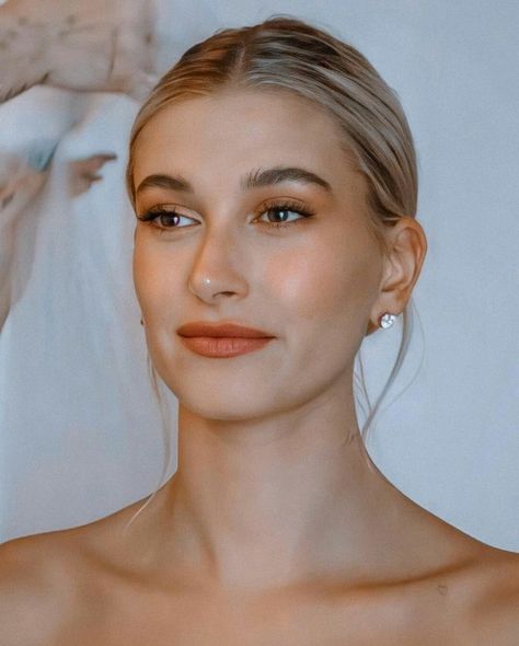 Bieber Wedding, Hailey Bieber Wedding, Glam Wedding Makeup, Wedding Hair Up, Guest Hair, Wedding Day Makeup, Bridal Hair Updo, Wedding Makeup Looks, Natural Wedding Makeup