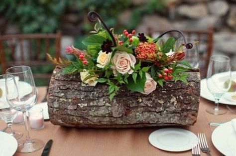 Woodland Wedding Centerpieces, Wood Wedding Decorations, Garden Wedding Bouquet, Table Floral Arrangements, Wedding Vase Centerpieces, Succulent Bouquet, Fall Planters, Fall Wedding Centerpieces, Garden Wedding Decorations