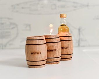 Mini Whiskey Barrel, Whisky Wedding, Barrels Wedding, Whiskey Barrel Wedding, Barrel Wedding, Whiskey Barrels, Diy Home Bar, Whisky Barrel, Whisky Bottle