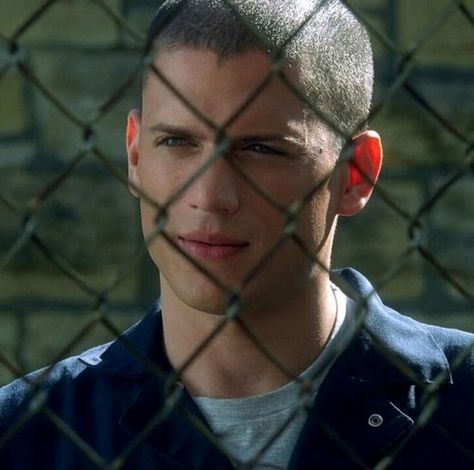 Michael Prison Break, Prison Break Michael, Prison Break 3, Michael Schofield, Wentworth Miller Prison Break, Leonard Snart, College Poster, Michael Scofield, Wentworth Miller