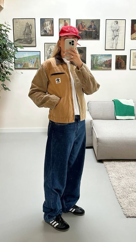 Everything works. The delivery is fast. I recommend the seller. Thank you. Layers Outfits Winter, Japanese Workwear Women, Workwear Jacket Outfit, Jacket Outfit Women Winter, Carhartt Jacket Women, Carhartt Jacket Outfit Woman, Carhartt Women Outfits, Carhartt Aesthetic, Carhartt Women's Outfit