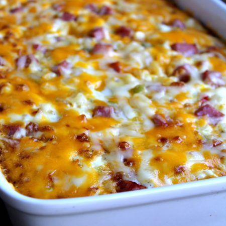 Easy Cheesy Breakfast Casserole - Love to be in the Kitchen Quick Easy Breakfast Casserole, Breakfast Casserole With Potatoes, Casserole With Potatoes, Cheesy Breakfast Casserole, Cheesy Breakfast, Easy Breakfast Casserole, Breakfast Potato Casserole, Best Breakfast Casserole, Breakfast Casserole Easy