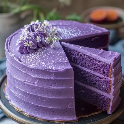 Velvet Cake Decoration, Purple Velvet Cake, Elf Wedding, Purple Velvet Cakes, Substitute Ingredients, Cake Decoration Ideas, Ego Quotes, Aesthetic Foods, Purple Food