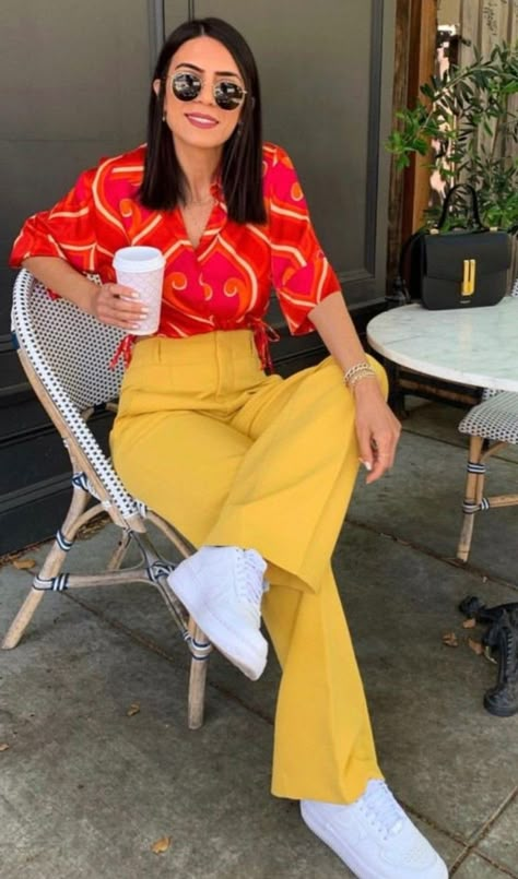 Colourful Spring Outfits 2023, Colourful Professional Outfit, Colorful Work Outfits Office Attire, Office Outfits Women Colorful, Colourful Business Casual, Colorful Fun Outfits, Bright Colors Outfit Ideas, Colorful Professional Outfits, Colorful Business Casual Outfits