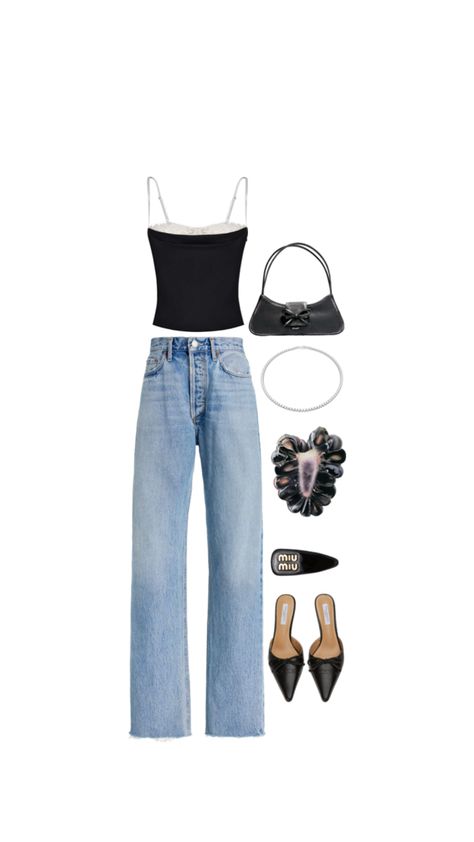 Dinner drinks bar casual cool girl New York LA Friday Saturday night inspo inspired inspiration ootd ootn Saturday Night Outfit Bar, Fits With Jeans, Dinner And Drinks Outfit, New York Dinner, Drinks Outfit, Saturday Night Outfit, Drinks Outfits, Dinner Fits, Drinks Bar