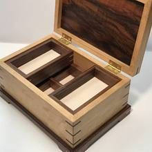 Wooden Box Plans, Wood Box Design, Walnut Jewelry, Woodworking Projects Gifts, Jewelry Box Plans, Wooden Box Designs, Jewelry Box Design, English Walnut, Jewerly Boxes