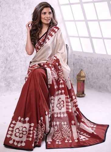 10 Beautiful Batik Sarees and Their Many Designs with Images Trending Saree, Latest Sarees Online, Saree Painting Designs, Kids Dress Collection, Silk Sarees Online Shopping, Indian Sari Dress, Cotton Saree Designs, Modern Saree, Sari Dress