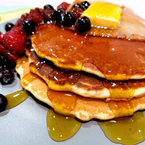 Canadian Pancakes 🥞 Canadian Pancakes, Ultimate Pancake Recipe, Super Fluffy Pancakes, Delicious Breakfast Casserole, Yummy Casserole Recipes, Best Pancake Recipe, Overnight Breakfast Casserole, Winter Cooking, Work Food