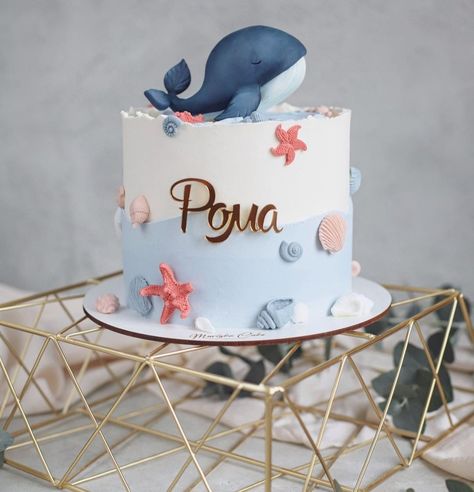 Birthday Ocean Theme, Cake Whale, Whale Birthday Cake, Ocean Birthday Cakes, Whale Cake, Surf Cake, Whale Cakes, Boys First Birthday Cake, Boys 1st Birthday Cake