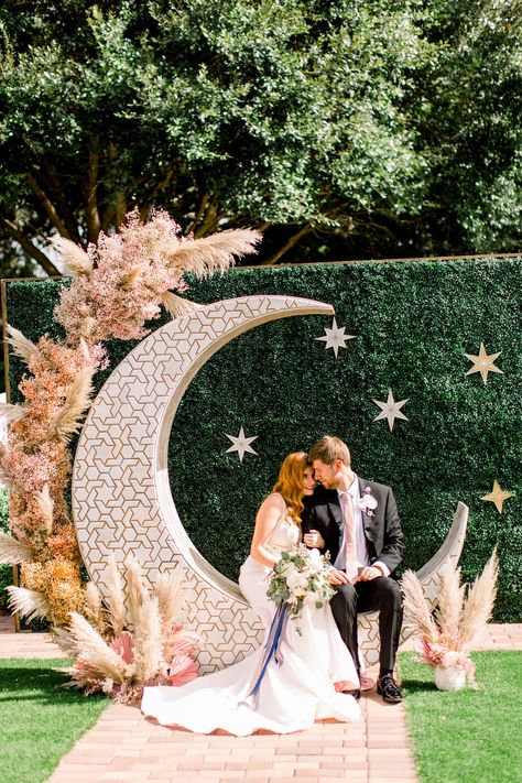 Florida Ocean, Orlando Wedding Venues, Fake Wedding, Moon Wedding, Photos Booth, Wedding Exits, Moroccan Wedding, Event Stand, Floral Event Design