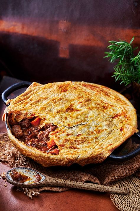 Lamb Pot Pie Recipe, Lamb Pot Pie, Lamb Pie, Chip Butty, Gardens Australia, Goat Recipes, Savoury Pies, Lamb Shank, Pot Pie Recipe