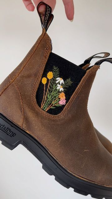 Blundstone Boots Embroidery, Embroider Blundstone, Chelsea Boot Embroidery, Wedding Blundstone, Embroidery On Blundstone, Embroidered Blundstone Boots, Blundstone Wedding, Embroidered Blundstone, Blundstone Embroidery