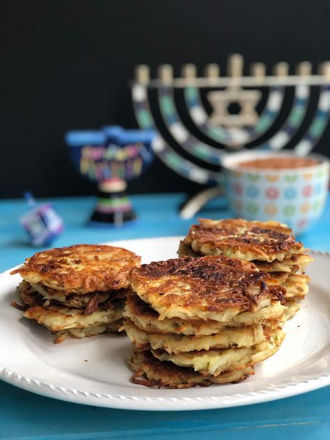 Gluten Free Latkes, Latke Recipe, Latkes Recipe, Hanukkah Recipes, Jelly Doughnuts, Gluten Free Main Dishes, Hanukkah Food, Jewish Recipes, Gf Recipes