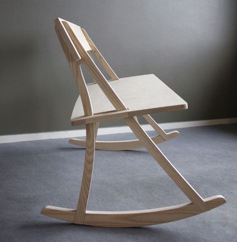 Contemporary Rocking Chair, Rocking Chair Wood, Rocking Bench, Vintage Furniture Design, Kursi Bar, Classic Furniture Design, House Decor Modern, Chaise Chair, Chair Wood